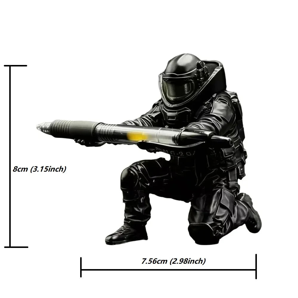 Porte-Stylo Soldat Combinaison Nucléaire 3D – Déco Bureau Originale, 2 Modèles