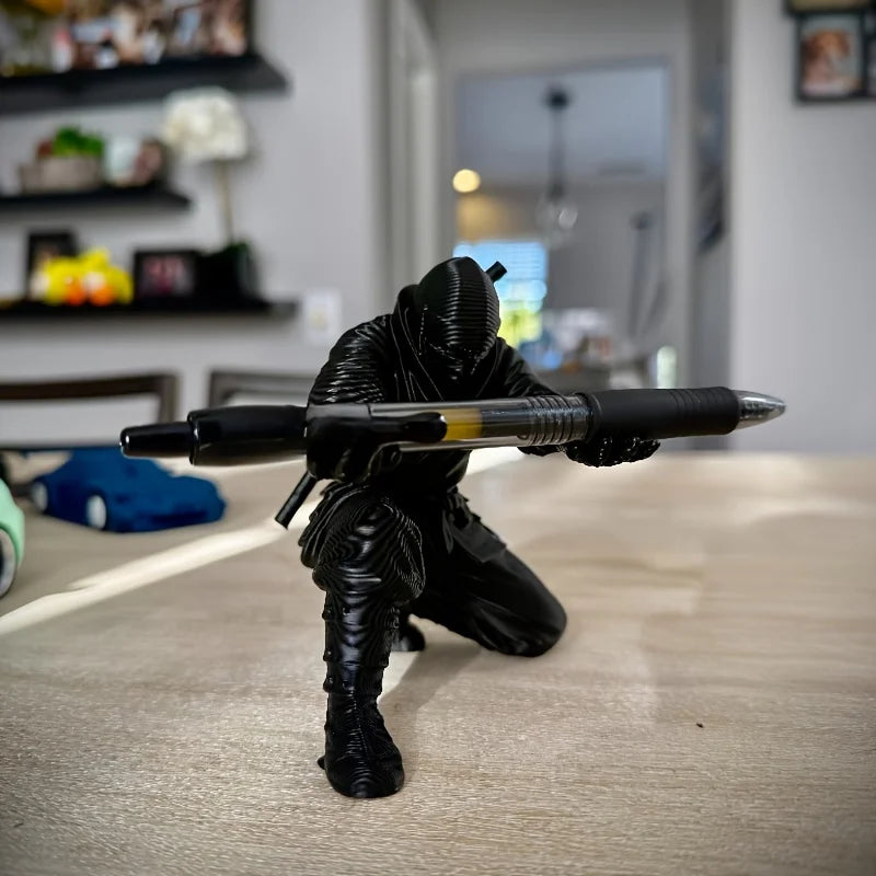 Porte-Stylo Design Ninja – Impression 3D, Déco Bureau Originale